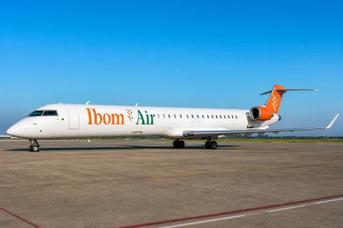 ibom-air-bombardier-crj-900
