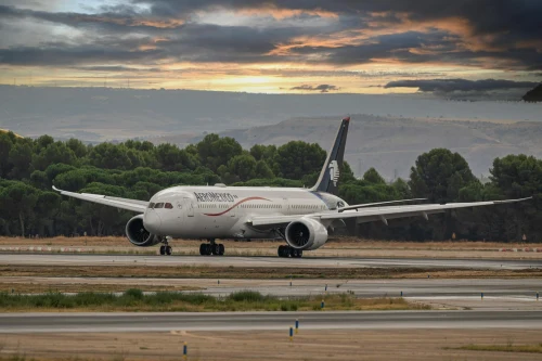 Aeromexico Boeing 787 (AM) on the airport apron.