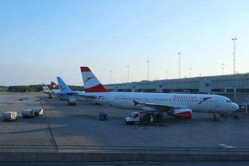 Austrian Airlines (OS) aircraft on the apron.