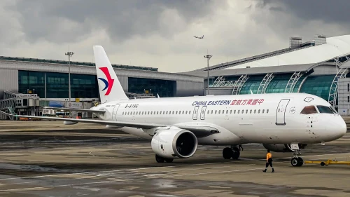 China Eastern Airlines (MU) aircraft on the apron.