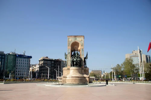 A sunny view of the Independence Monument in Taksim Square, Istanbul